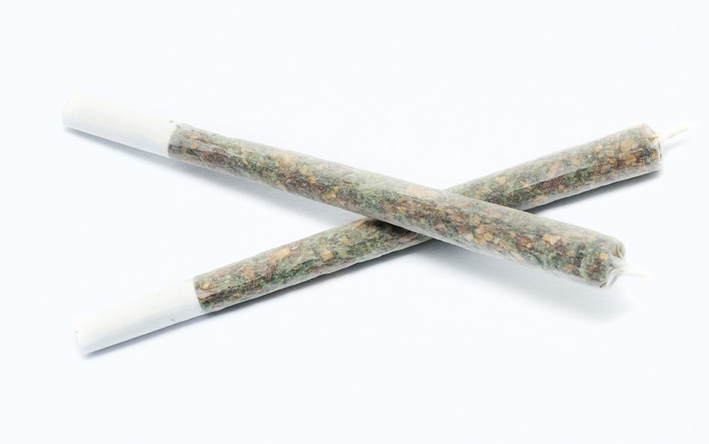 joints can burn slower if two sheets are used when rolling