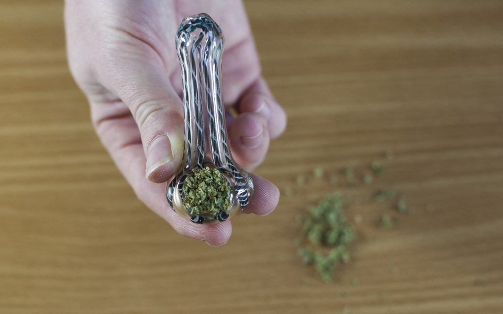 how-to-pack-a-bowl-2