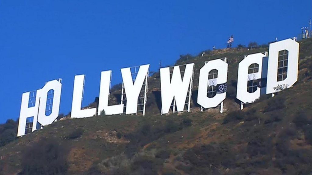 HOLLYWEED